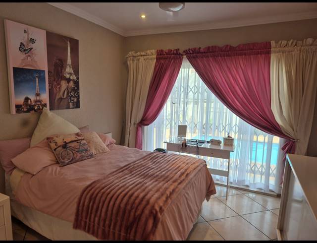 3 BEDROOM HOUSE FOR SALE IN PRIMROSE HILL